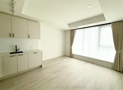 1 QUARRINGTON Lane 2604, Toronto C13, ON M3C 0S4