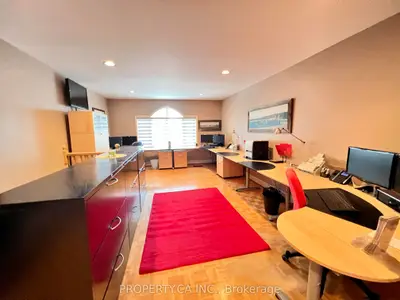 3221a Yonge Street, Toronto, On M4n 2l3