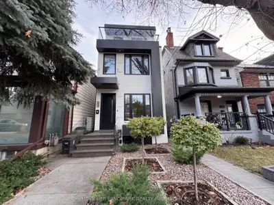 17 Hocken Avenue Lower, Toronto C02, On M6g 2k1