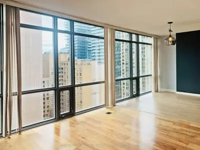 37 Grosvenor Street 1507, Toronto C01, On M4y 3g5