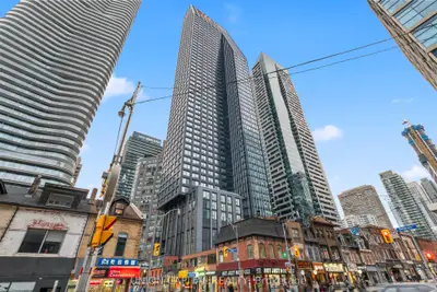 8 Wellesley Street W 1007, Toronto C01, ON M4Y 0J5