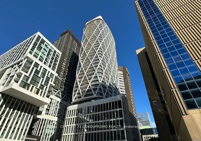 230 Simcoe Street 2921, Toronto C01, ON M5T 0G7