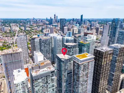 115 Blue Jays Way 915, Toronto C01, On M5v 3t3