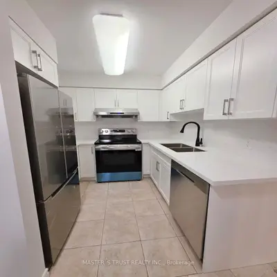 35 Hollywood Avenue 2318, Toronto C14, ON M2N 0A9