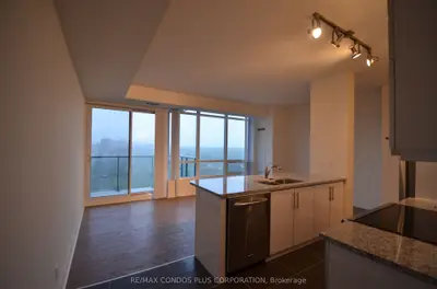 825 Church Street 2303, Toronto C09, On M4w 3z4