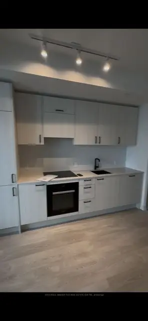 1 Quarrington Lane 901, Toronto C13, ON M3C 0S4