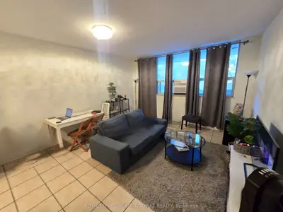 40 Homewood Avenue 103, Toronto C08, On M4y 2k2