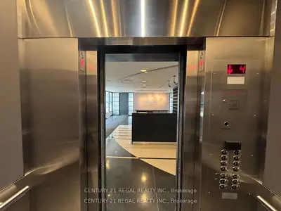 622 College Street 400, Toronto C01, ON M6G 1B4