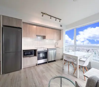 395 Bloor Street E 1711, Toronto, On M4w 0b4