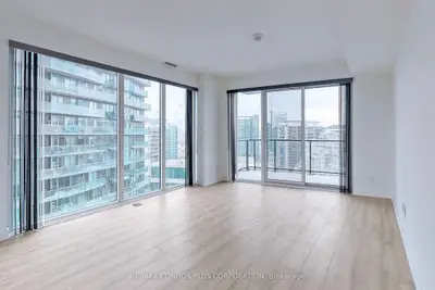 135 East Liberty Street 1910, Toronto C01, On M6k 0g7