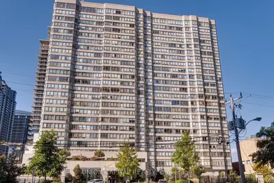 30 Greenfield Avenue 1116, Toronto C14, ON M2N 6N3