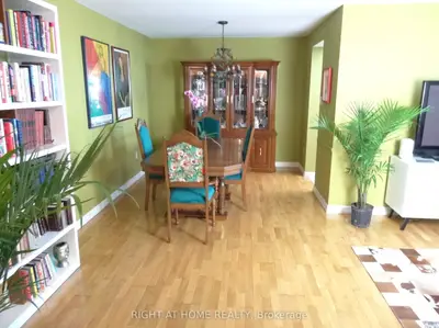 80 Antibes Drive 704, Toronto, On M2r 3n5