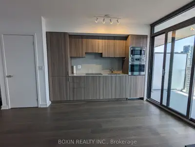 11 Wellesley Street W 2313, Toronto C01, On M4y 0g4