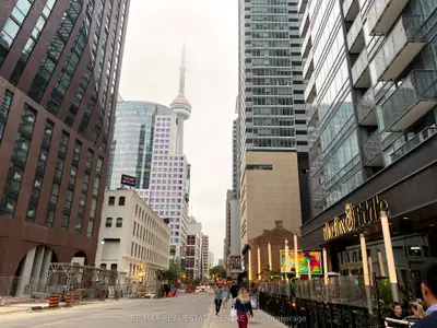 295 Adelaide Street W 217, Toronto C01, ON M5V 0L4