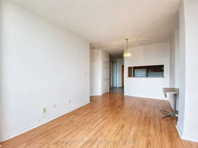 1700 Eglinton East Avenue 109, Toronto C13, ON M4A 2X4
