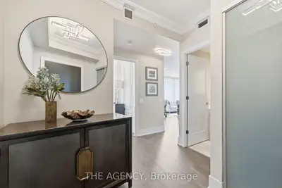 10 York Street 4205, Toronto C01, ON M5J 0E1