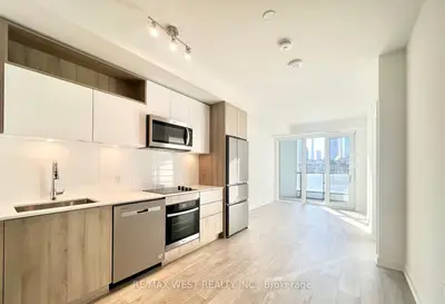 135 Lower Sherbourne Street 765 W, Toronto C08, ON M5A 1Y4
