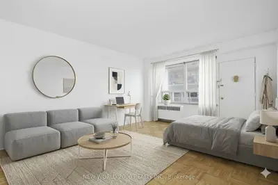 88 Bernard Avenue 707, Toronto C02, On M5r 1r7