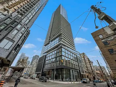 89 Church Street 2805, Toronto C08, On M5c 2g3