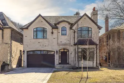 147 St Leonard's Avenue, Toronto C04, On M4n 1k6