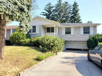 157 Fenn Avenue, Toronto C12, On M2p 1x8