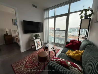 36 Lisgar Street PH07E, Toronto C01, ON M6J 0C7