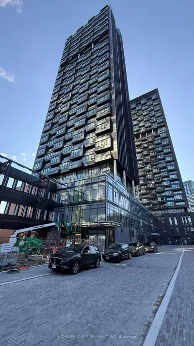 5 Quarrington Lane 1108, Toronto C13, ON M3C 0S5