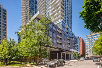 98 lillian Street 2512, Toronto C10, ON M4S 0A5