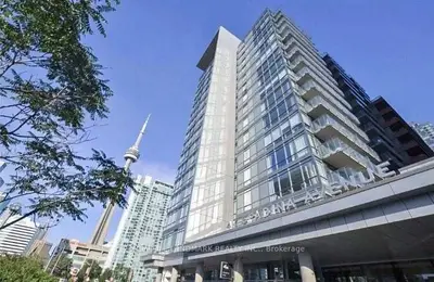 4K Spadina Avenue 225, Toronto C01, ON M5V 3Y9