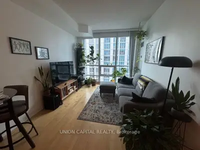 761 Bay Street 3613, Toronto C01, On M5g 2r2