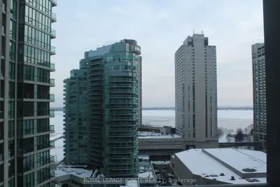 18 Harbour Street 1608, Toronto C01, ON M5J 2Z6