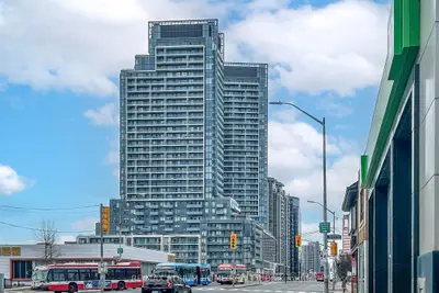 7 Golden Lion Heights 322, Toronto C14, On M2m 0c1