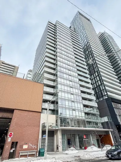 22 Wellesley Street E 1607, Toronto C08, On M4y 1g3