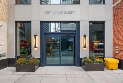 327 King Street W 303, Toronto C01, On M5v 0w7