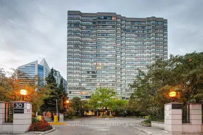 30 Greenfield Avenue 714, Toronto C14, On M2n 6n3