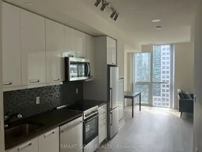 99 John Street 2303, Toronto C01, ON M5V 0S6