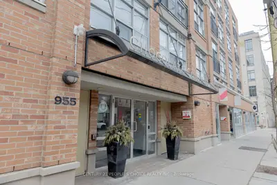 955 Queen Street W 228, Toronto C01, On M6j 3x5