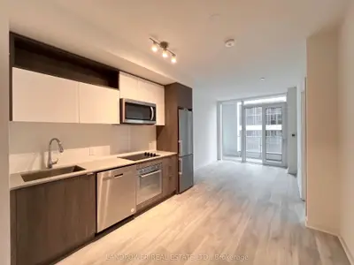 60 Princess Street 443 Se, Toronto C08, On M5a 2c7
