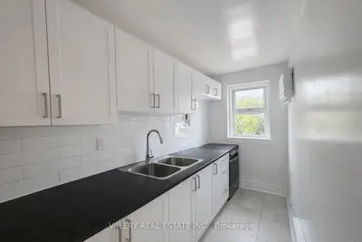 391 Sherbourne Street 410, Toronto C08, On M4x 1k4