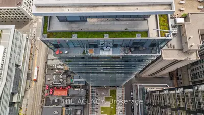 8 Mercer Street 3305, Toronto C01, On M5v 0c4