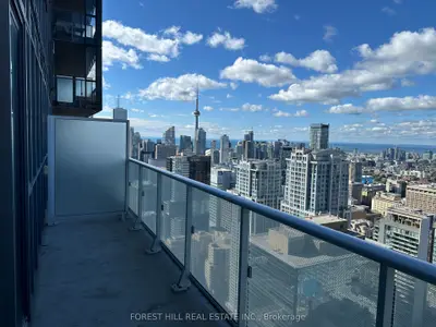 7 Grenville Street 5501, Toronto C01, On M4y 1a1