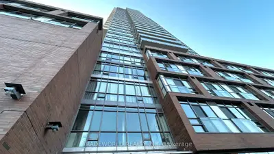 33 Mill Street 1305, Toronto C08, ON M5A 3R3