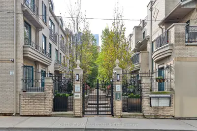 1 Baxter Street Th16, Toronto C09, On M4w 3w1