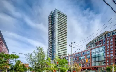 33 Mill Street 1704, Toronto C08, On M5a 3r3