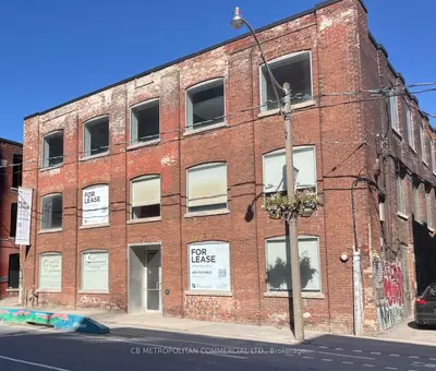 272 E Richmond Street E Main, Toronto C08, ON M5A 1P4