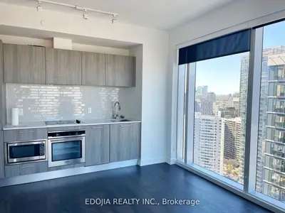 3 Gloucester Street 3502, Toronto C08, On M4y 1l8
