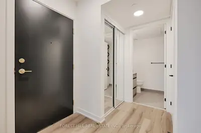5 Lakeview Avenue 312, Toronto C01, ON M6J 0H3