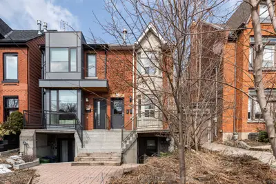 26 Alcina Avenue 1, Toronto C02, On M6g 2e8