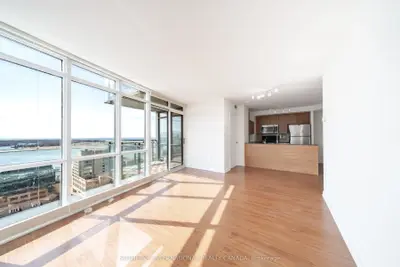 11 Brunel Court 2110, Toronto C01, ON M5V 3Y3