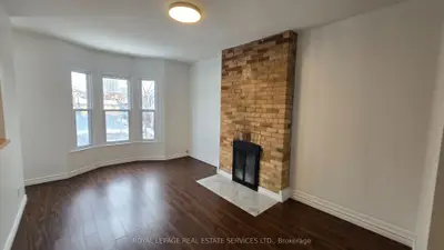 120 Pembroke Street 2, Toronto C08, On M5a 2n9